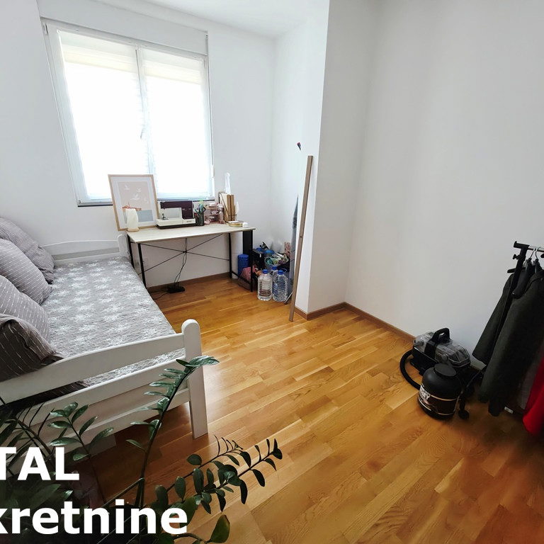 Četvorosoban stan na prodaju, Alibegovac, Novi Sad, 80m², 168.000 €