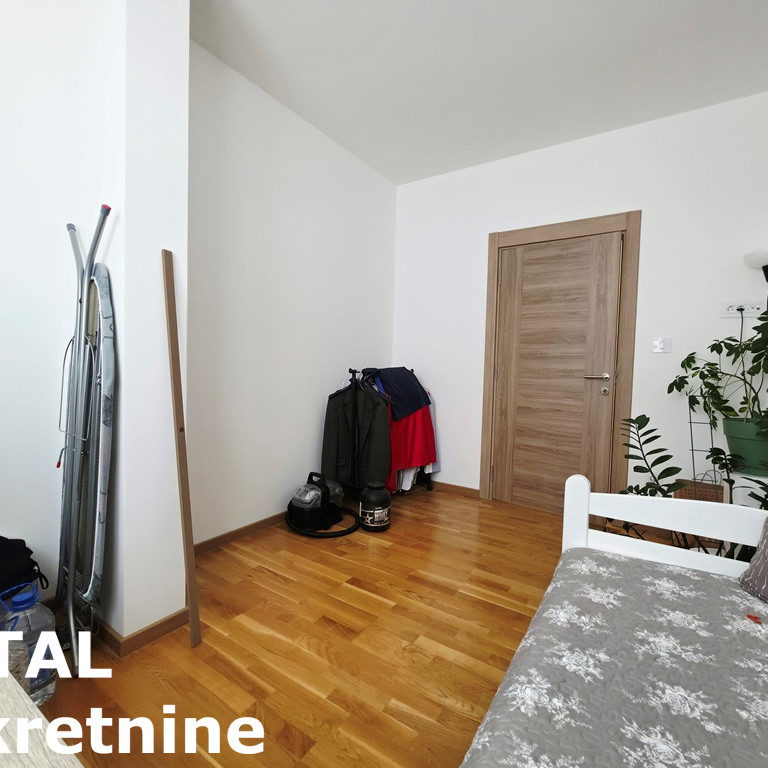 Četvorosoban stan na prodaju, Alibegovac, Novi Sad, 80m², 168.000 €