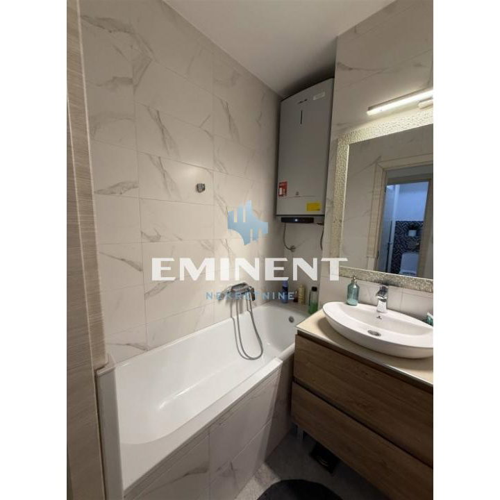 Četvorosoban stan za izdavanje, Blok 22, Beograd, 91m², 1.300 €/mes