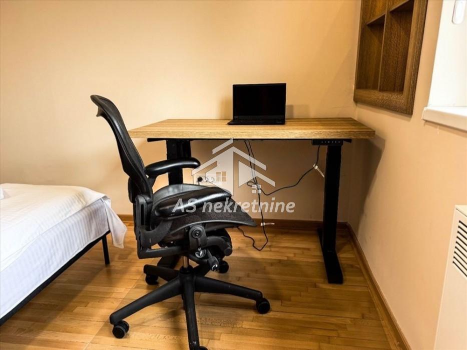 Stan Izdavanje Beograd Dorćol 43 m2