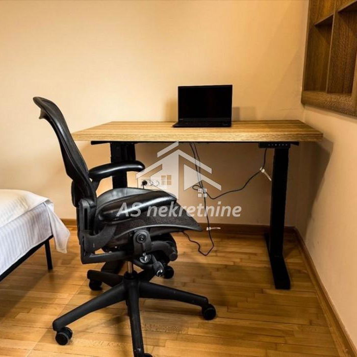 Stan Izdavanje Beograd Dorćol 43 m2