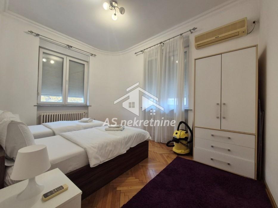 stanovi-izdavanje-beograd-fwKmB9D2wd Trosoban stan za izdavanje, Dorćol, Beograd, 80m², 1.150 €/mes