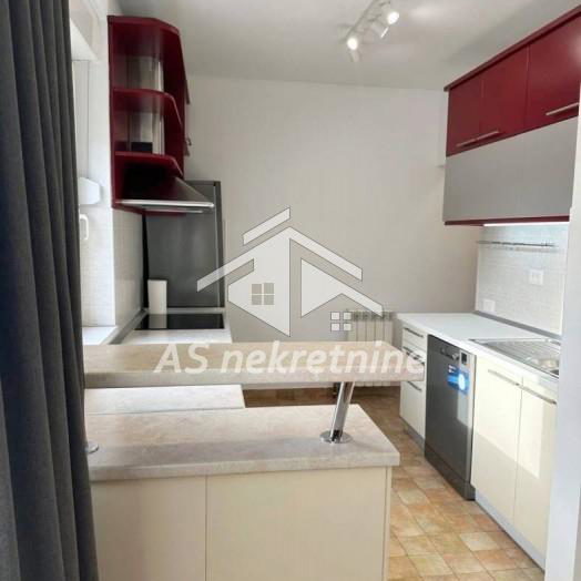 Stan Izdavanje Beograd FON 105 m2
