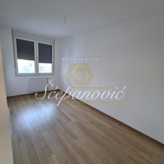 Stan Izdavanje Novi Sad  84 m2