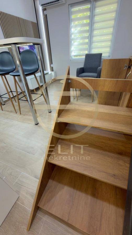 Stan Prodaja Novi Sad  30 m2