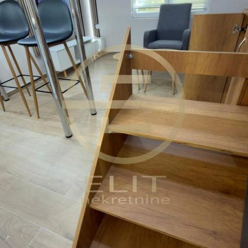 Stan Prodaja Novi Sad  30 m2