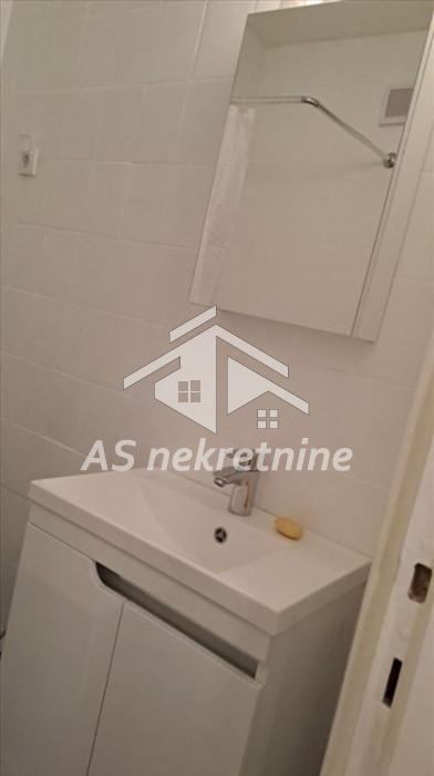 Četvorosoban stan za izdavanje, Dorćol, Beograd, 70m², 850 €/mes